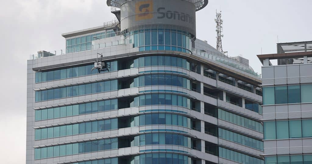 angola quits opec over lower production quotas